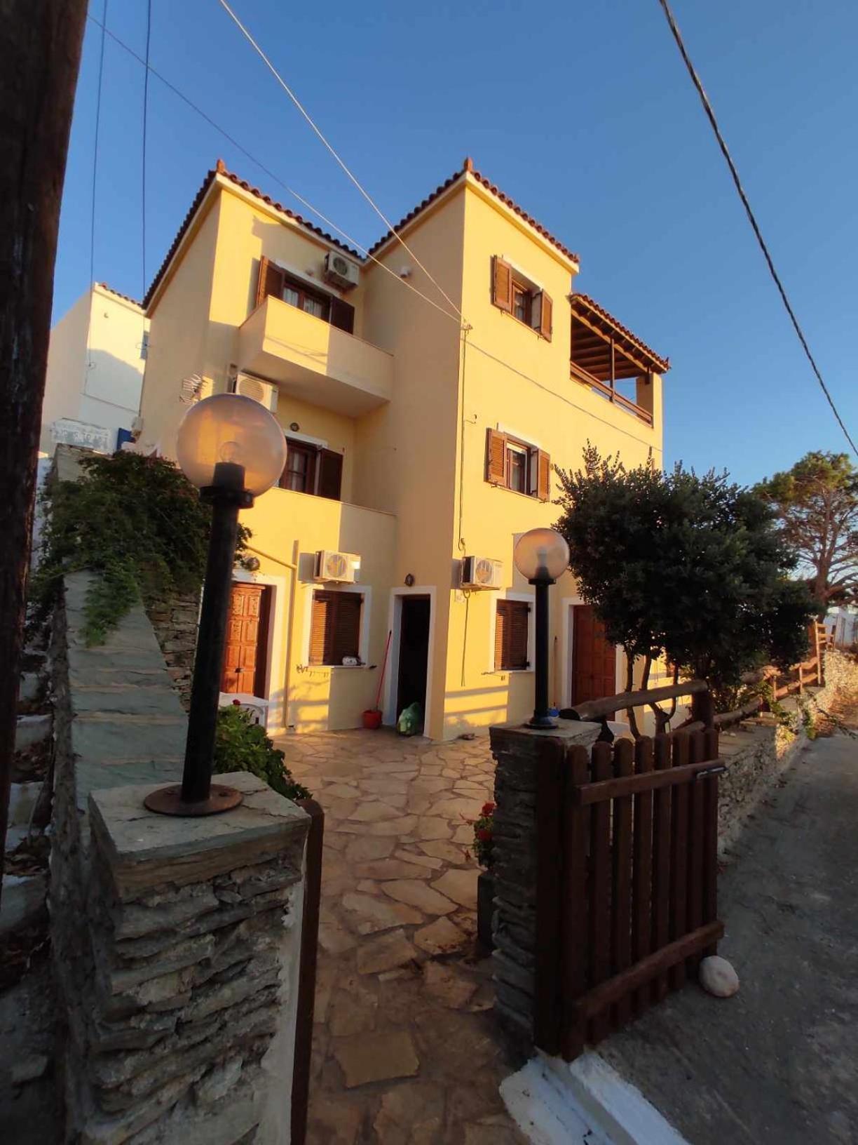 Politis Sudios Apartment Batsi  Luaran gambar