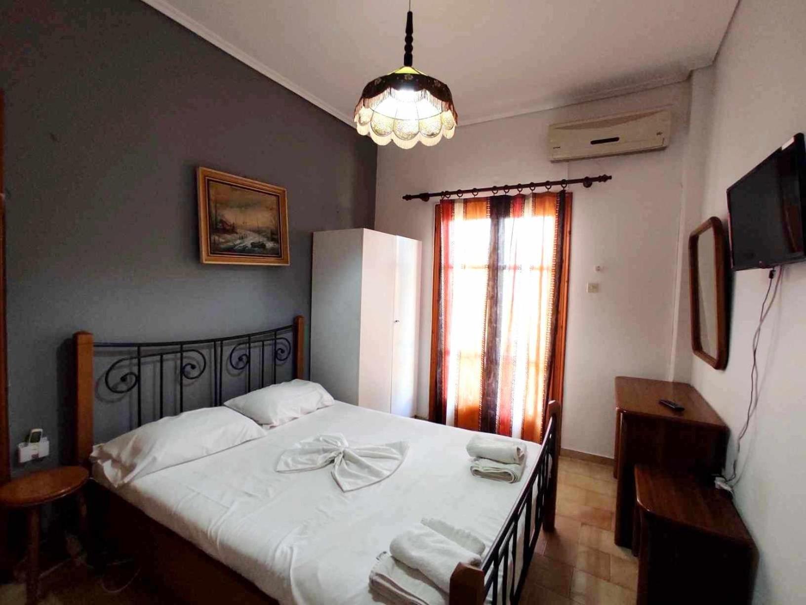 Politis Sudios Apartment Batsi  Luaran gambar