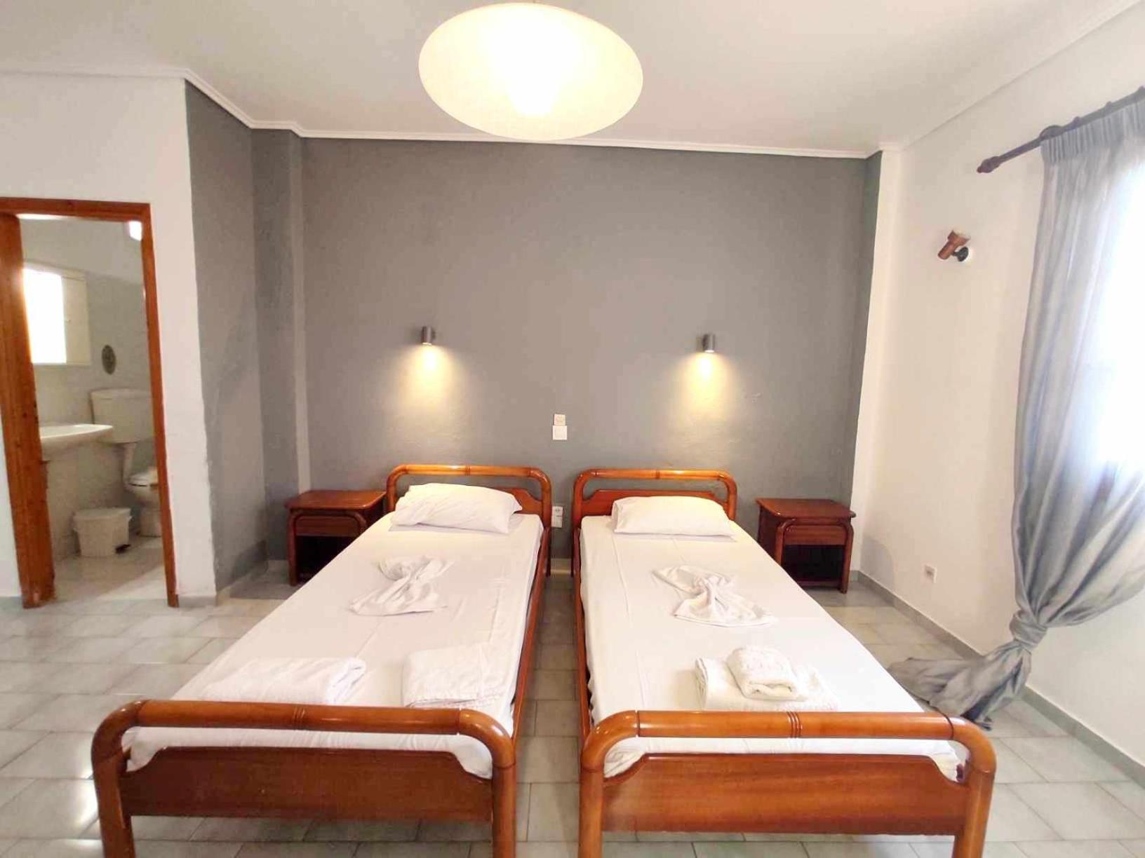 Politis Sudios Apartment Batsi  Luaran gambar