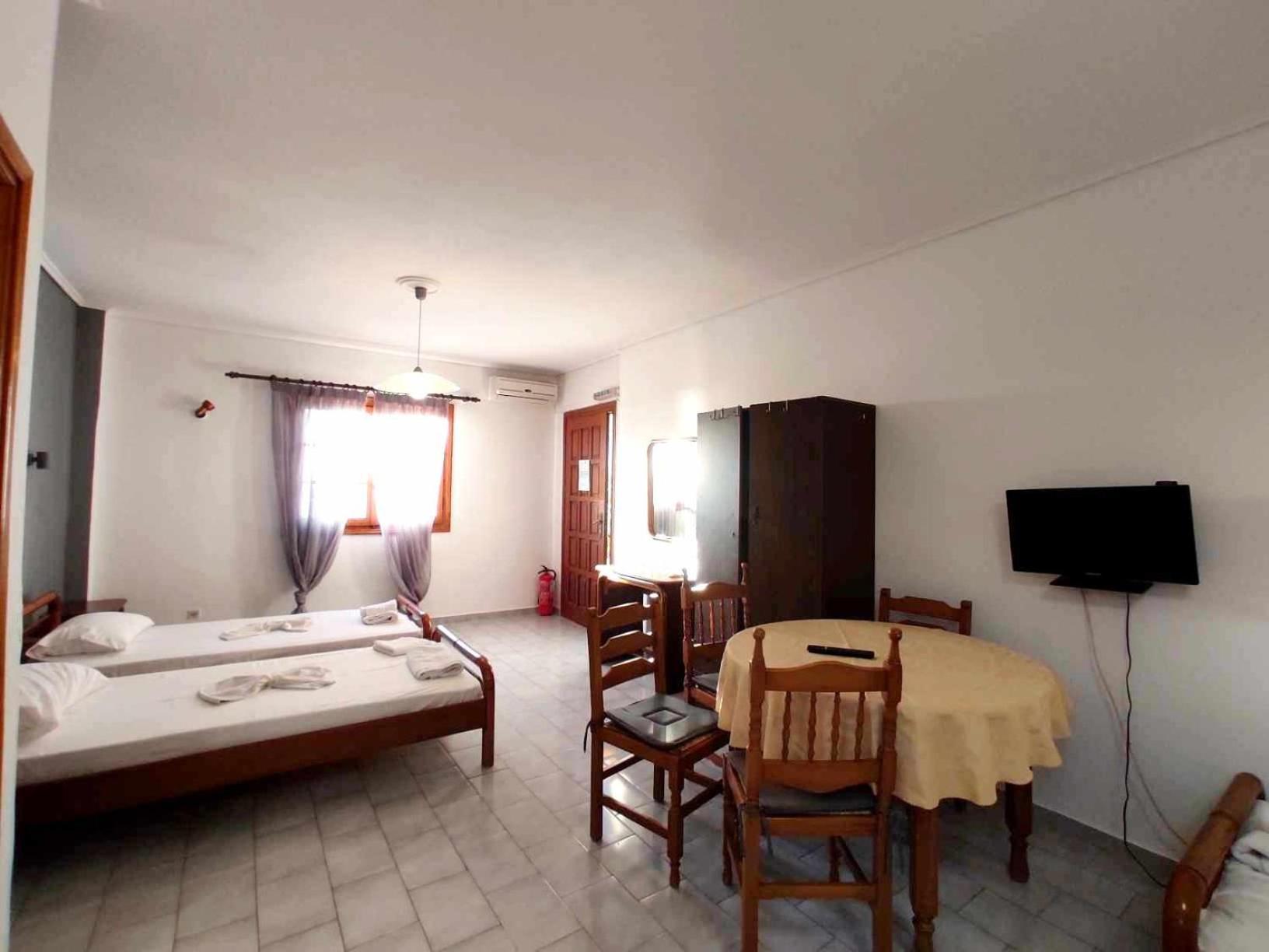 Politis Sudios Apartment Batsi  Luaran gambar