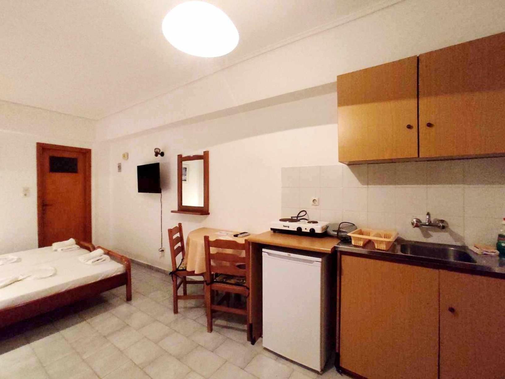 Politis Sudios Apartment Batsi  Luaran gambar