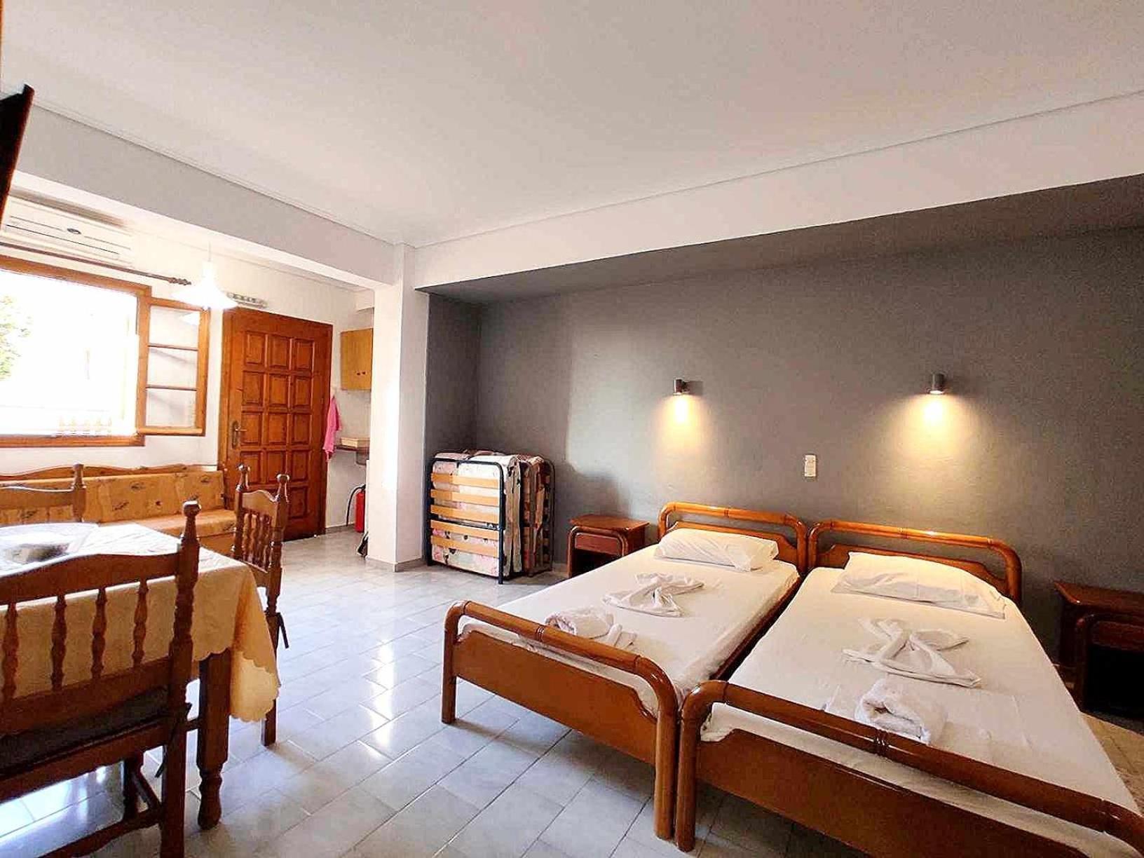 Politis Sudios Apartment Batsi  Luaran gambar